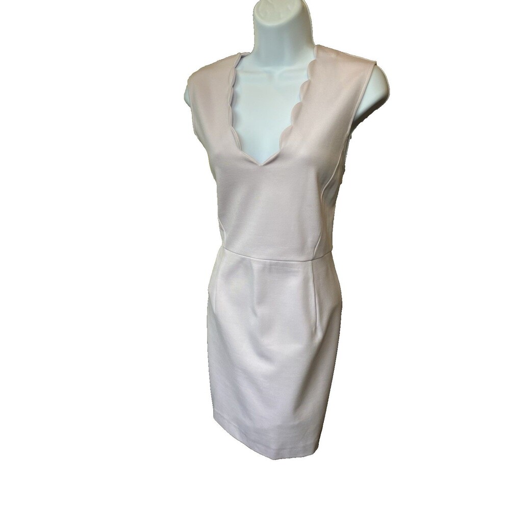 French Connection Size 8 Lula Scalloped V Neck Dress Stretch Sheath